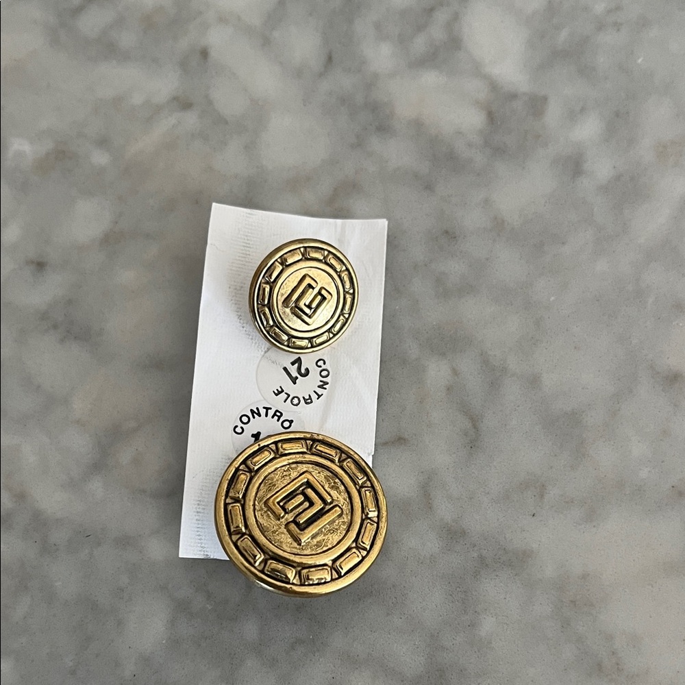 Zara Spare Gold Button Set